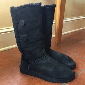 Used Black Ugg boots